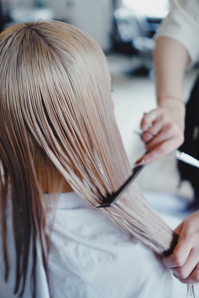 Keratina Chocolate: Todo lo que Necesitas Saber para Lograr un Cabello Suave y Brillante 1 keratina chocolate